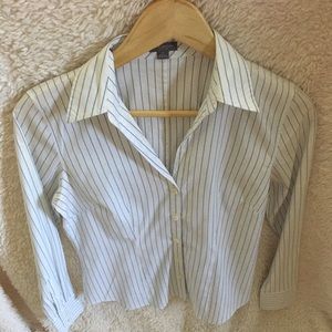 Ann Taylor Petite 👕